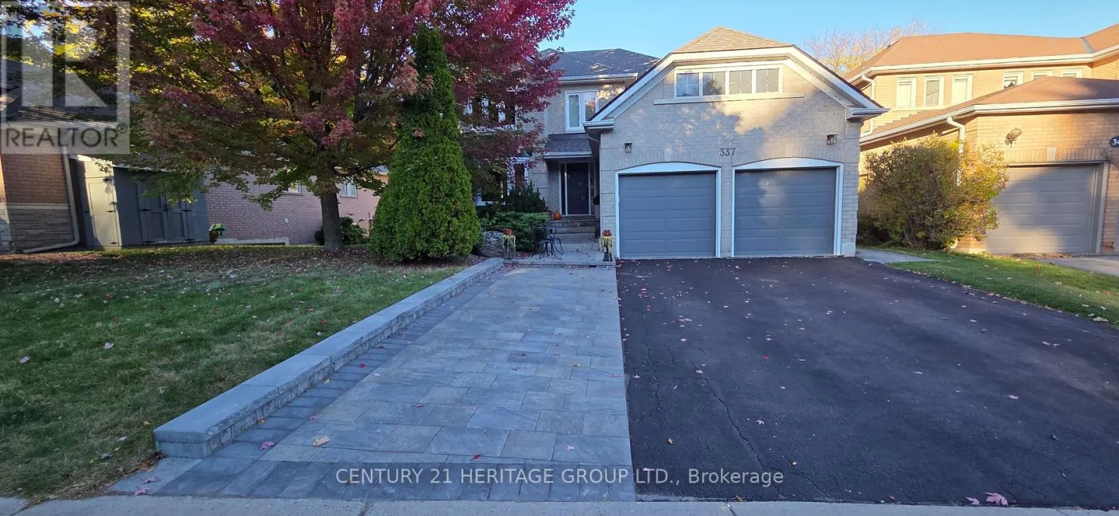 House for rent: 337 Carruthers Avenue, Newmarket, Ontario L3X 2B7