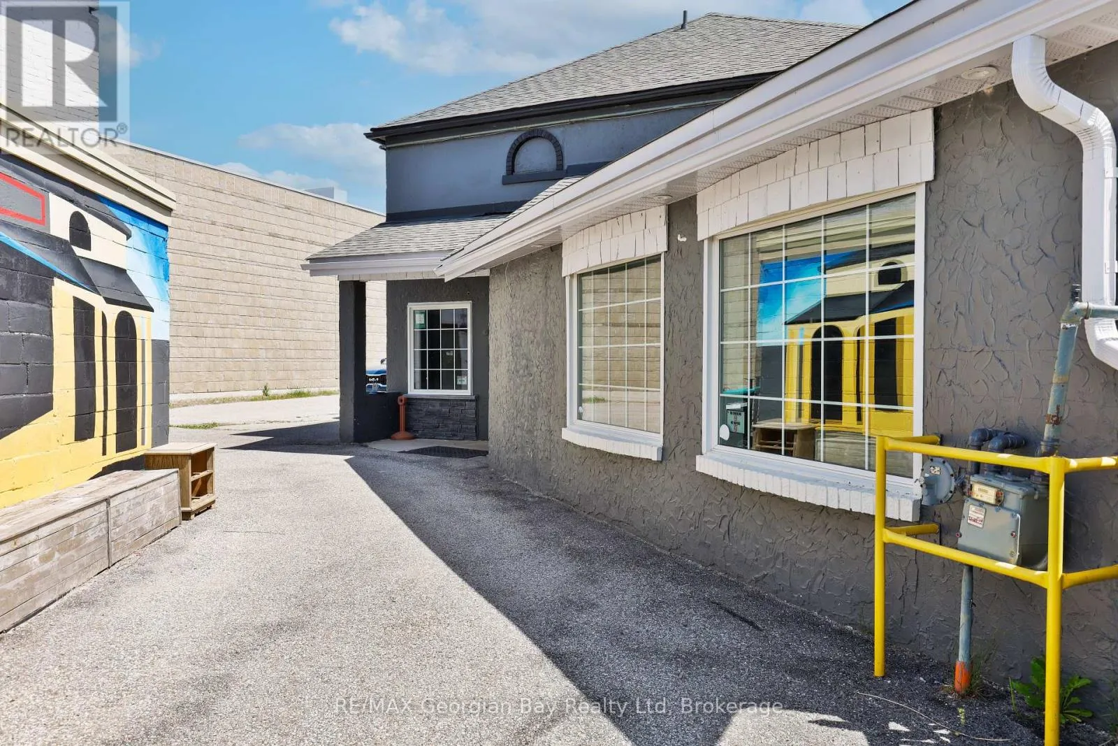 337 King Street, Midland, Ontario L4R 3M7