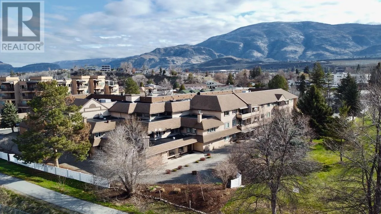 Apartment for rent: 337 Mckinney Road Unit# 212, Oliver, British Columbia V0H 1T3