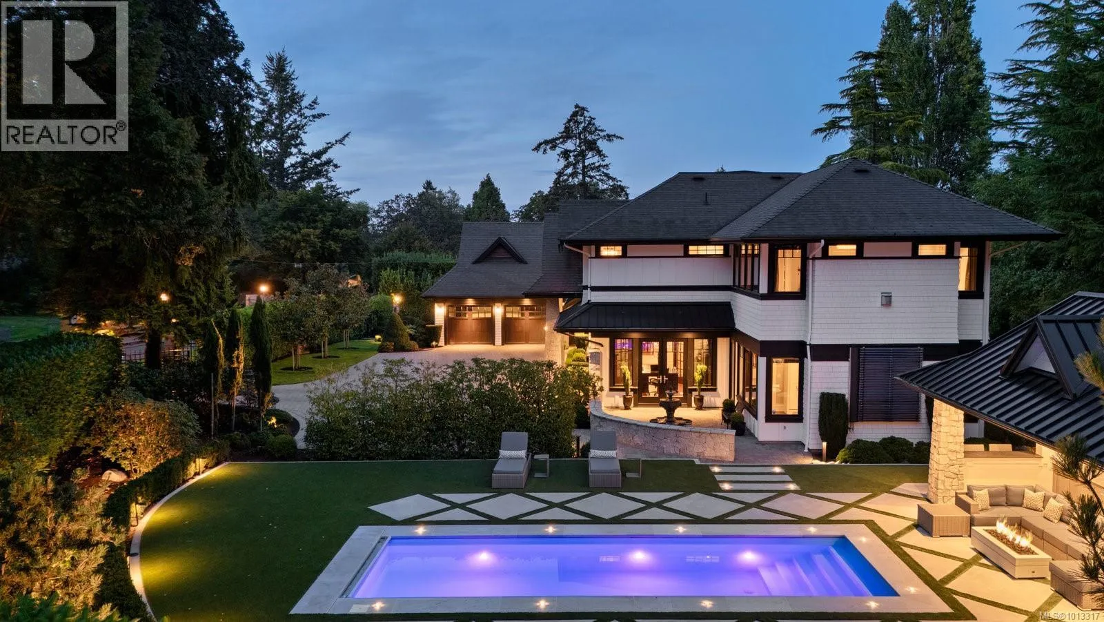 House for rent: 3375 Ripon Rd, Oak Bay, British Columbia V8R 6G8