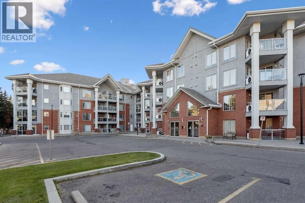 Apartment for rent: 338, 8535 Bonaventure Drive Se, Calgary, Alberta T2H 3A1