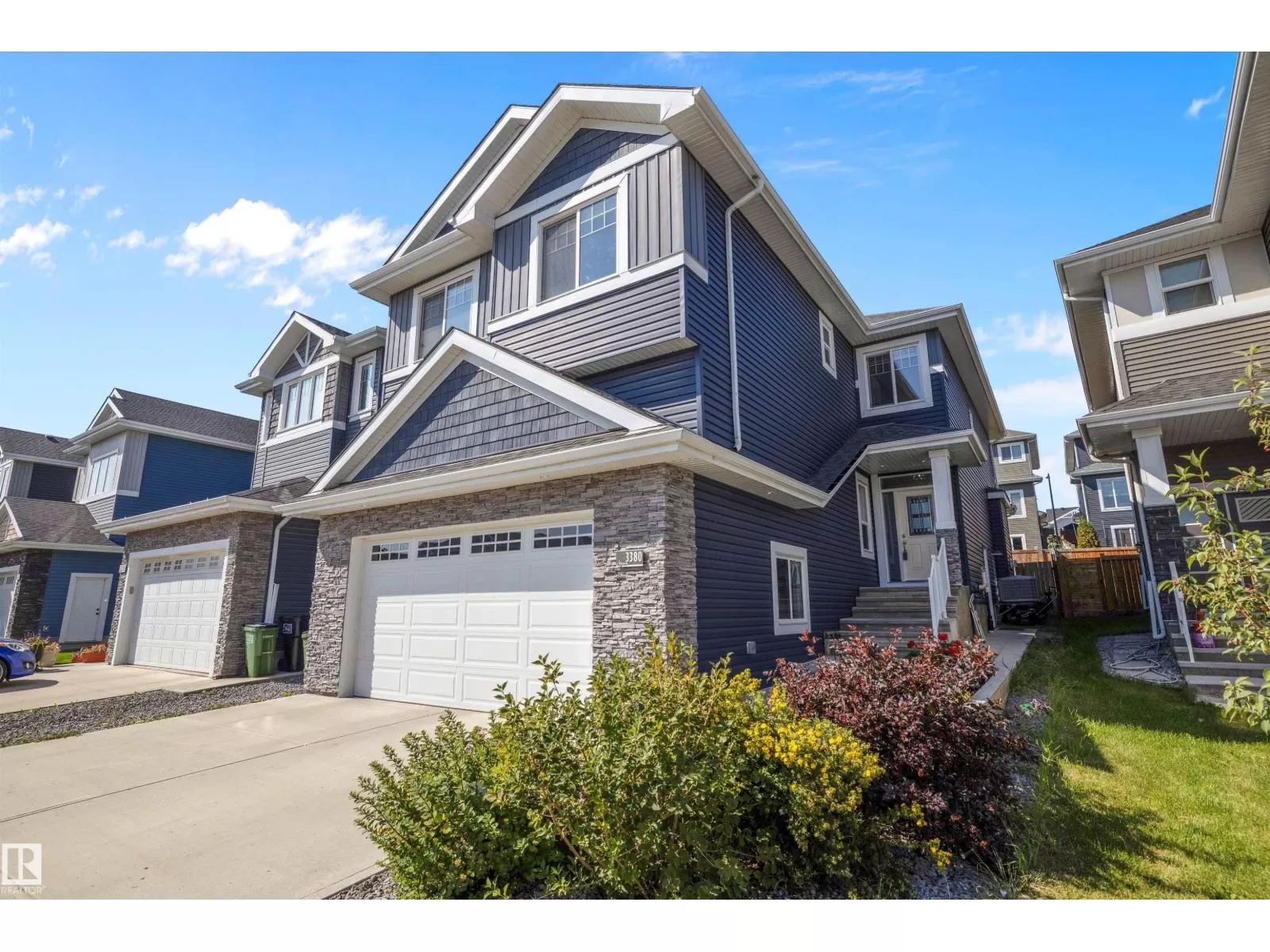 House for rent: 3380 Chickadee Dr Nw, Edmonton, Alberta T5S 0K9