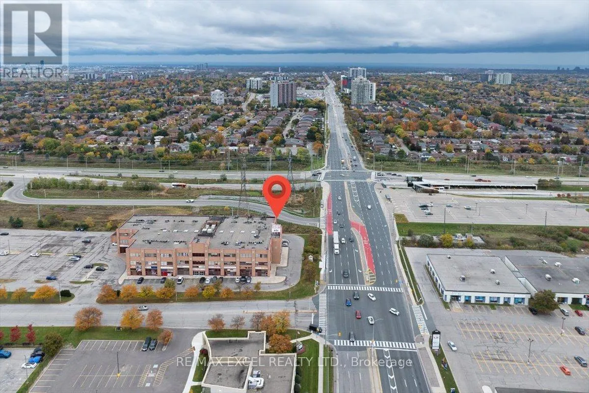 Retail for rent: 339 & 350 - 1550 South Gateway Road, Mississauga, Ontario L4W 5G6