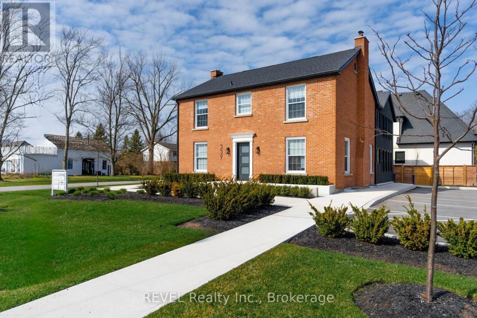 Offices for rent: 339 Mary Street, Niagara-on-the-Lake, Ontario L0S 1J0