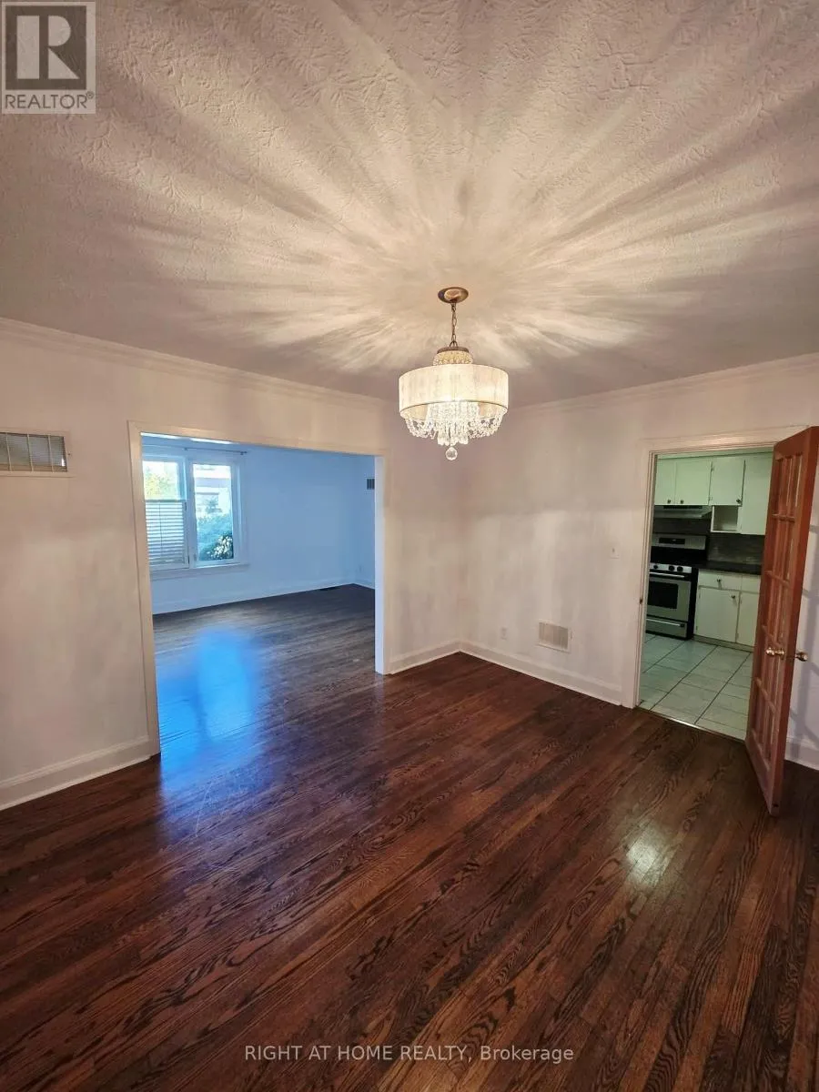 Other for rent: 339 -unit1 Ranee Avenue, Toronto, Ontario M6A 1N9