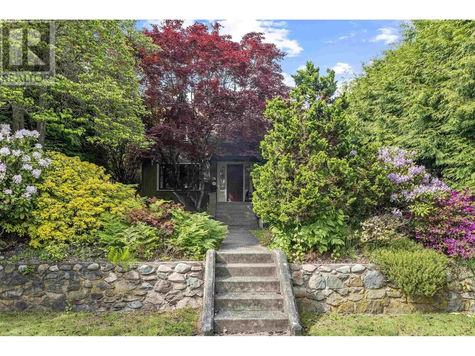 House for rent: 3391 W 32nd Avenue, Vancouver, British Columbia V6S 1Y8