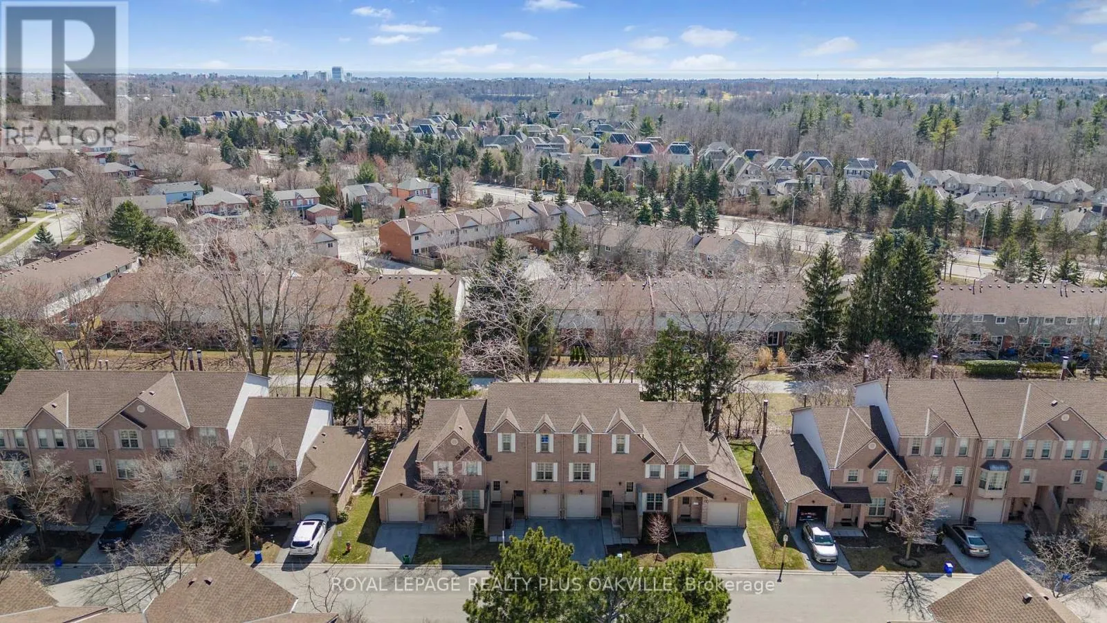 Row / Townhouse for rent: 34 - 2272 Mowat Avenue, Oakville, Ontario L6H 5L8