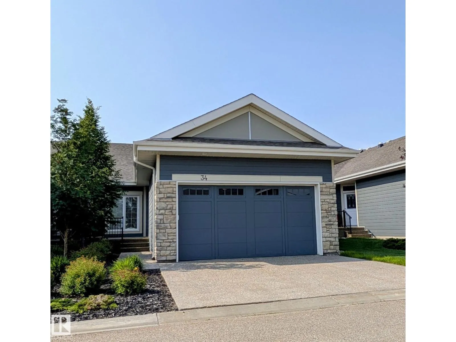 Duplex for rent: #34 3090 Cameron Heights Wy Nw, Edmonton, Alberta T6M 0R1