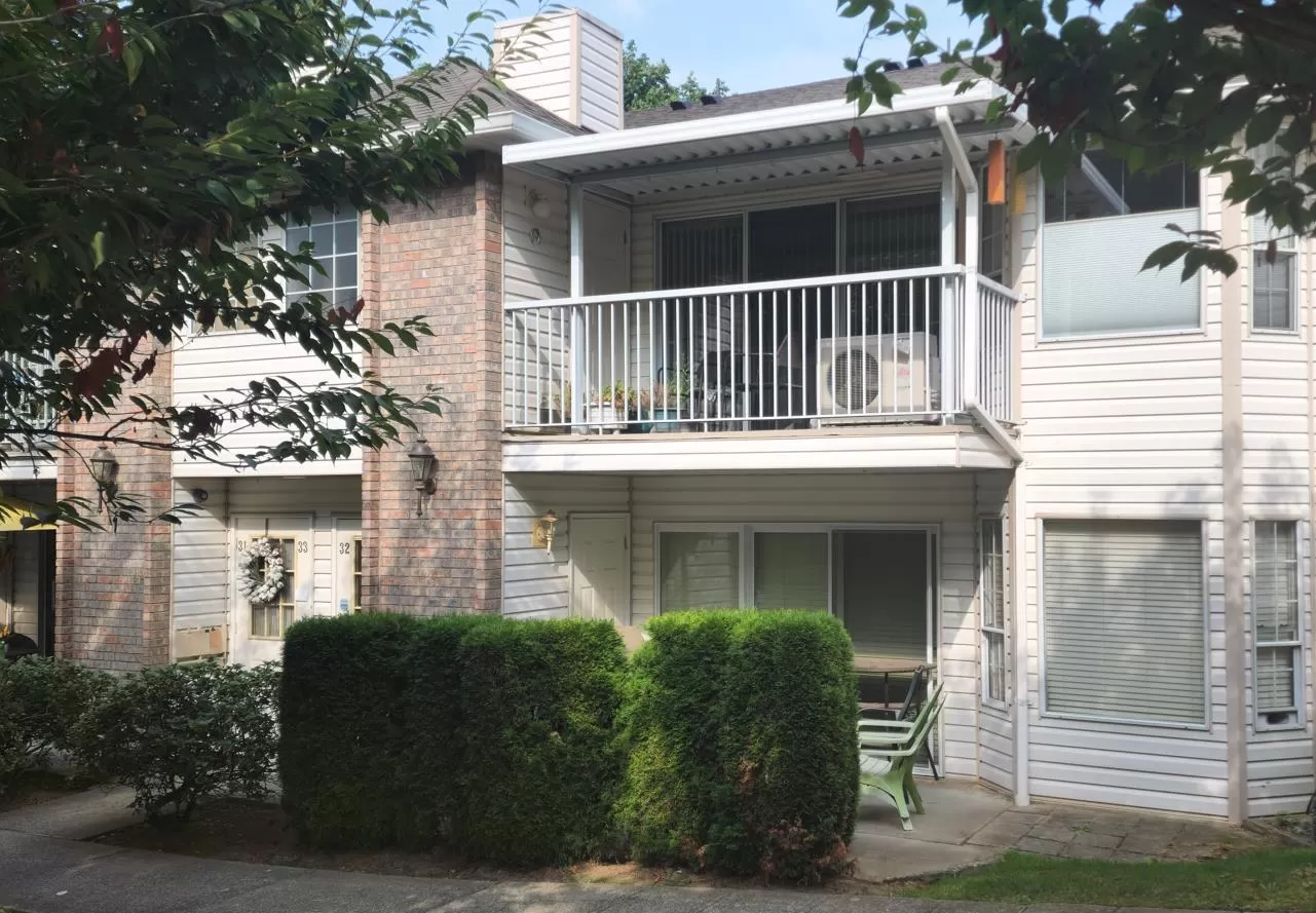 Row / Townhouse for rent: 34 33123 George Ferguson Way, Abbotsford, British Columbia V2S 2L6