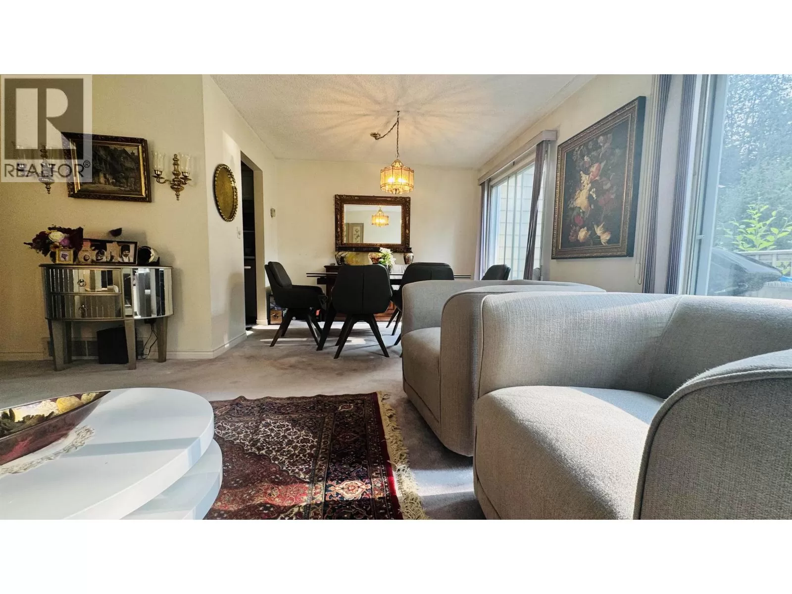 Row / Townhouse for rent: 34 5330 Broadway, Burnaby, British Columbia V5B 2X7