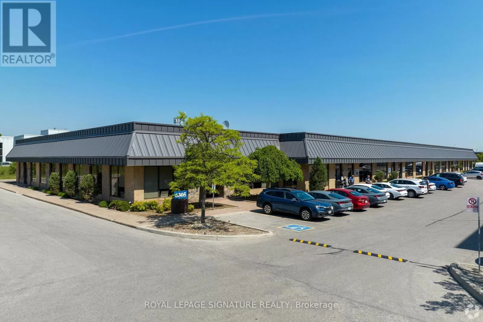 Offices for rent: 3-4 - 6305 Northam Drive, Mississauga, Ontario L4V 1W9