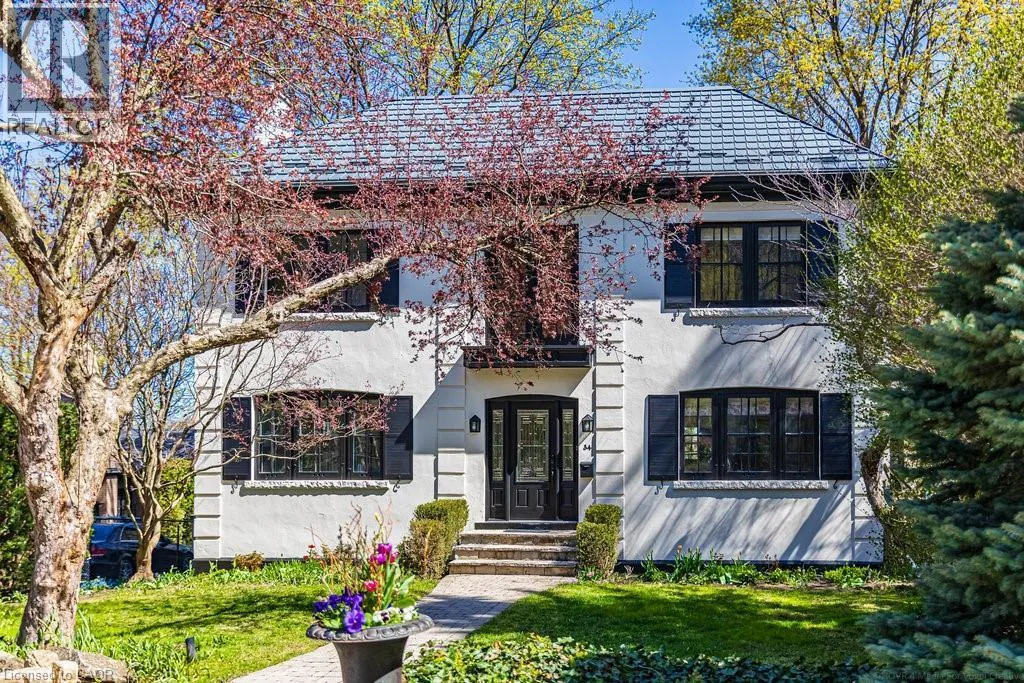 House for rent: 34 Amelia Street, Hamilton, Ontario L8P 2V4