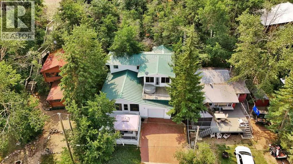 House for rent: 34 Beach Street E, Rochon Sands, Alberta T0C 3B0