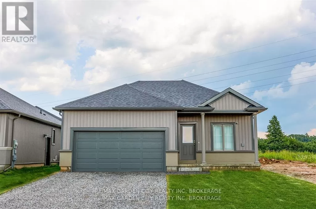 House for rent: 34 Bounty Avenue, Thorold, Ontario L2V 0H3