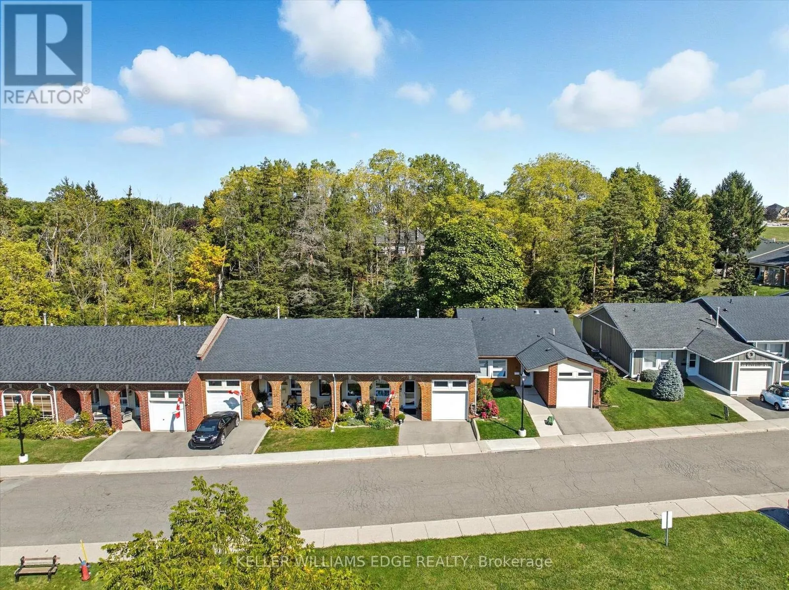 Other for rent: 34 Cardinal Mindszenty Boulevard, Hamilton, Ontario L9B 2M3