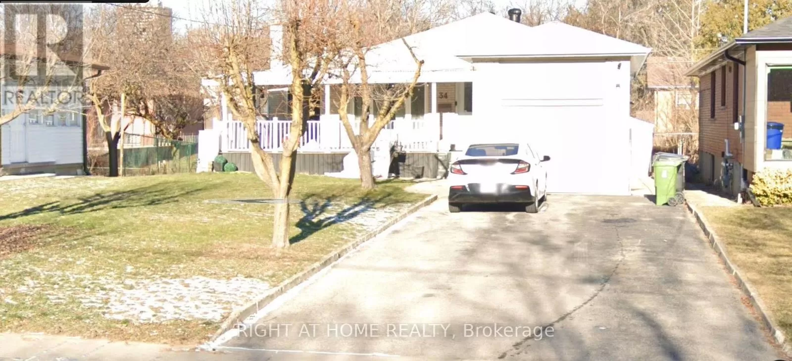 House for rent: 34 Connaught Avenue, Toronto, Ontario M4L 2V9