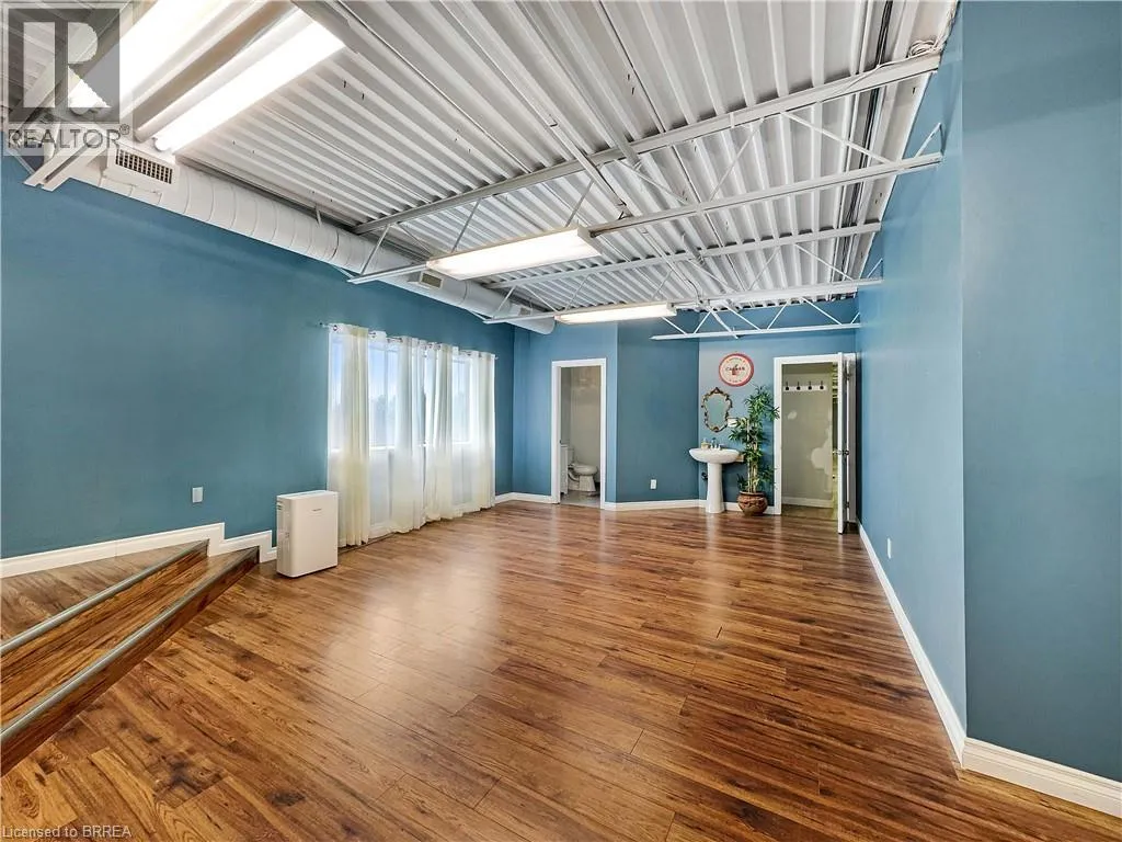 34 Dalkeith Drive Unit# Upper B1, Brantford, Ontario N3P 1N6