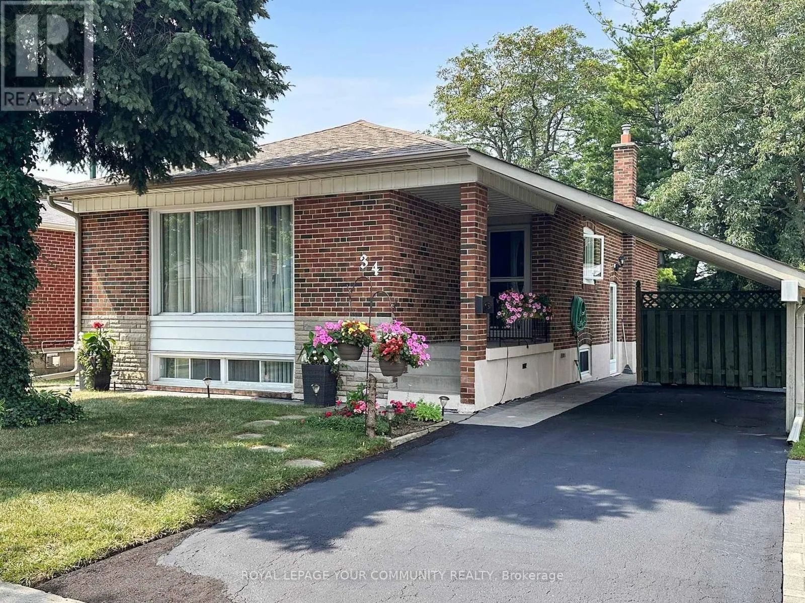 House for rent: 34 Droxford Avenue, Toronto, Ontario M1R 1K2