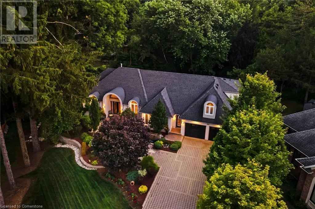 House for rent: 34 Harrington Place, Ancaster, Ontario L9G 4Z2