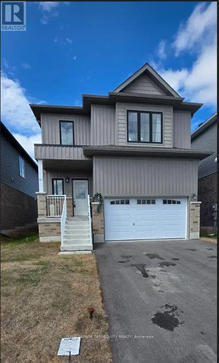 House for rent: 34 Hillcroft Way, Kawartha Lakes, Ontario K0M 1A0