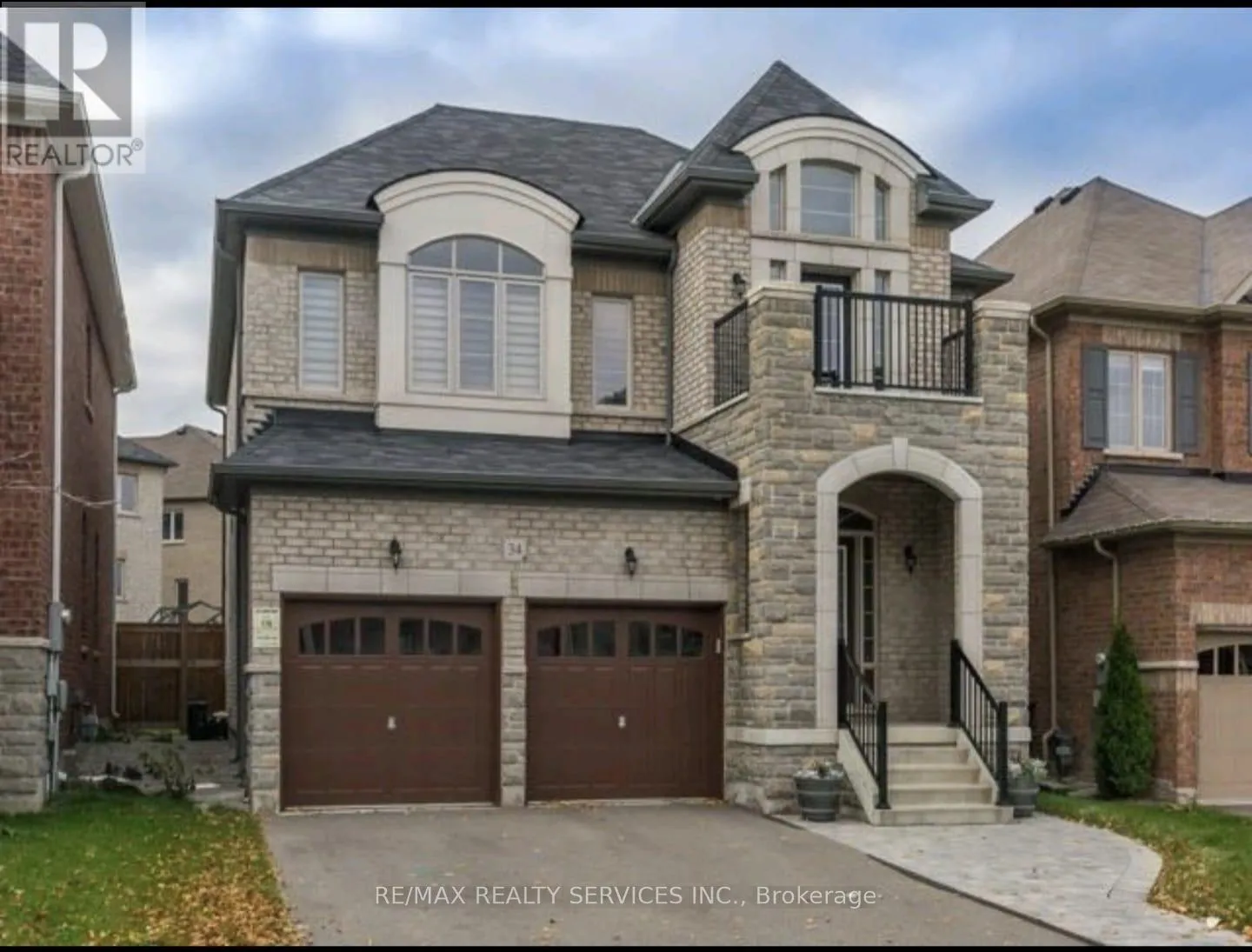 House for rent: 34 Interlacken Drive, Brampton, Ontario L6X 0W5