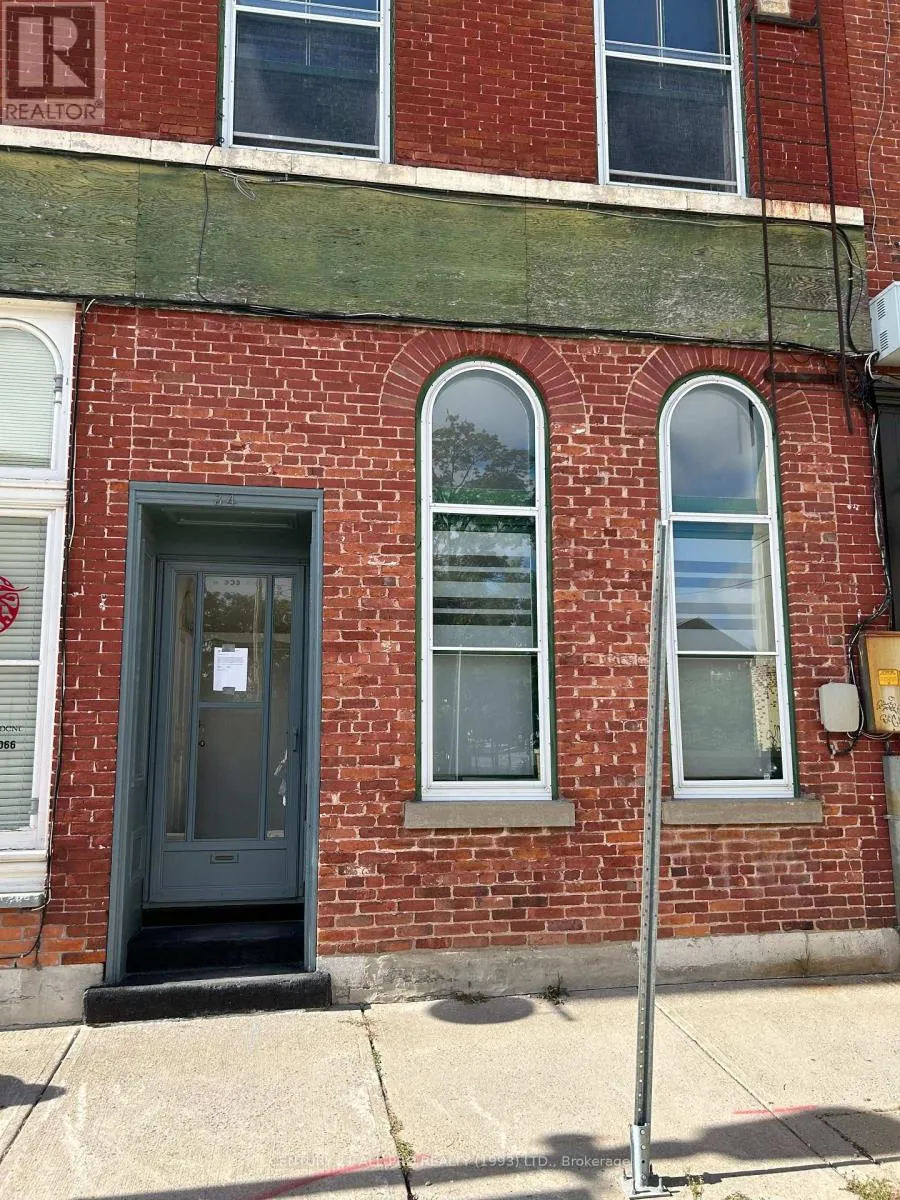 34 John Street, Port Hope, Ontario L1A 1H5