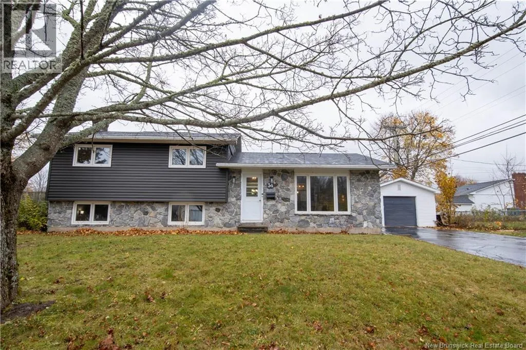 34 Mcdowell Avenue, Riverview, New Brunswick E1B 4S1