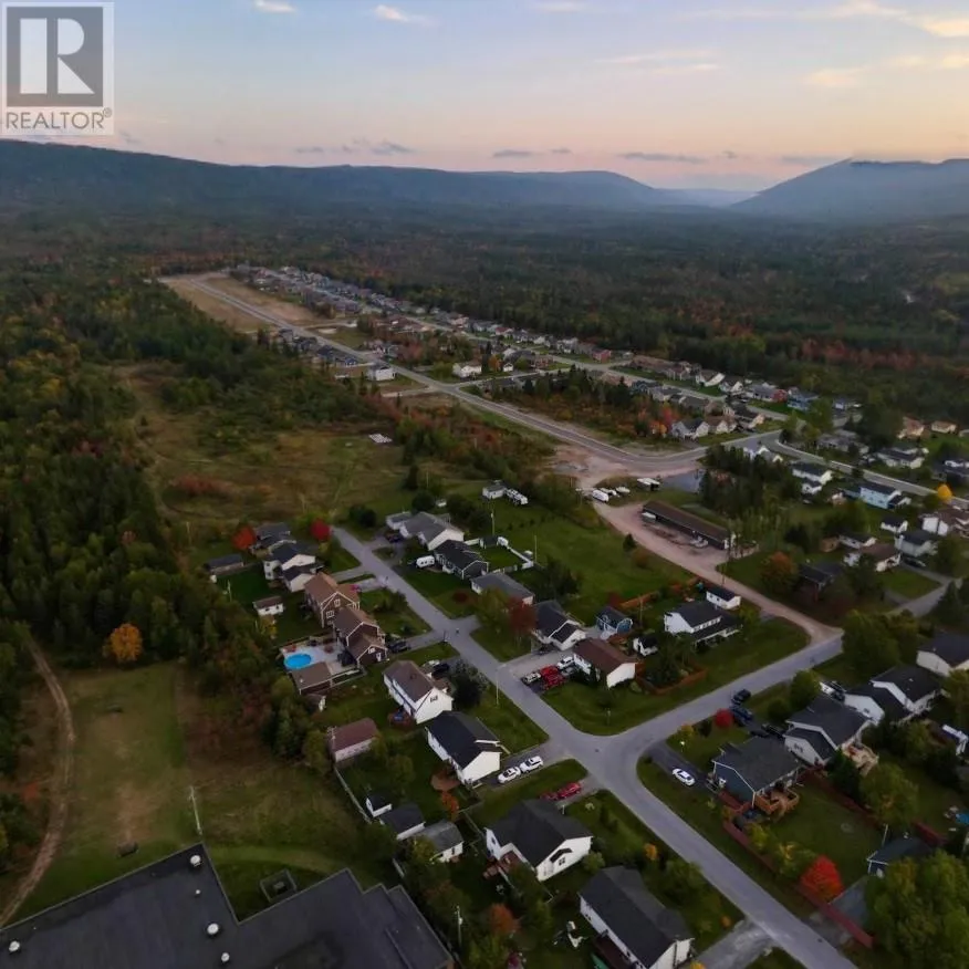 34 Pike Street, Pasadena, Newfoundland & Labrador A0L 1K0