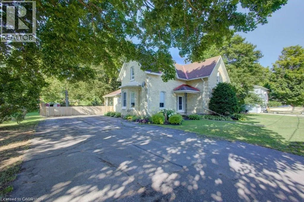 House for rent: 34 Queen Street W, Brussels, Ontario N0G 1H0