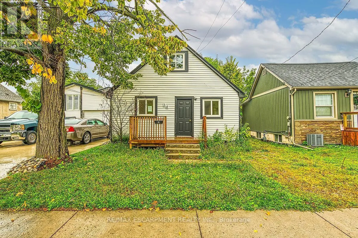 House for rent: 34 Rykert Street, St. Catharines, Ontario L2S 1Z1