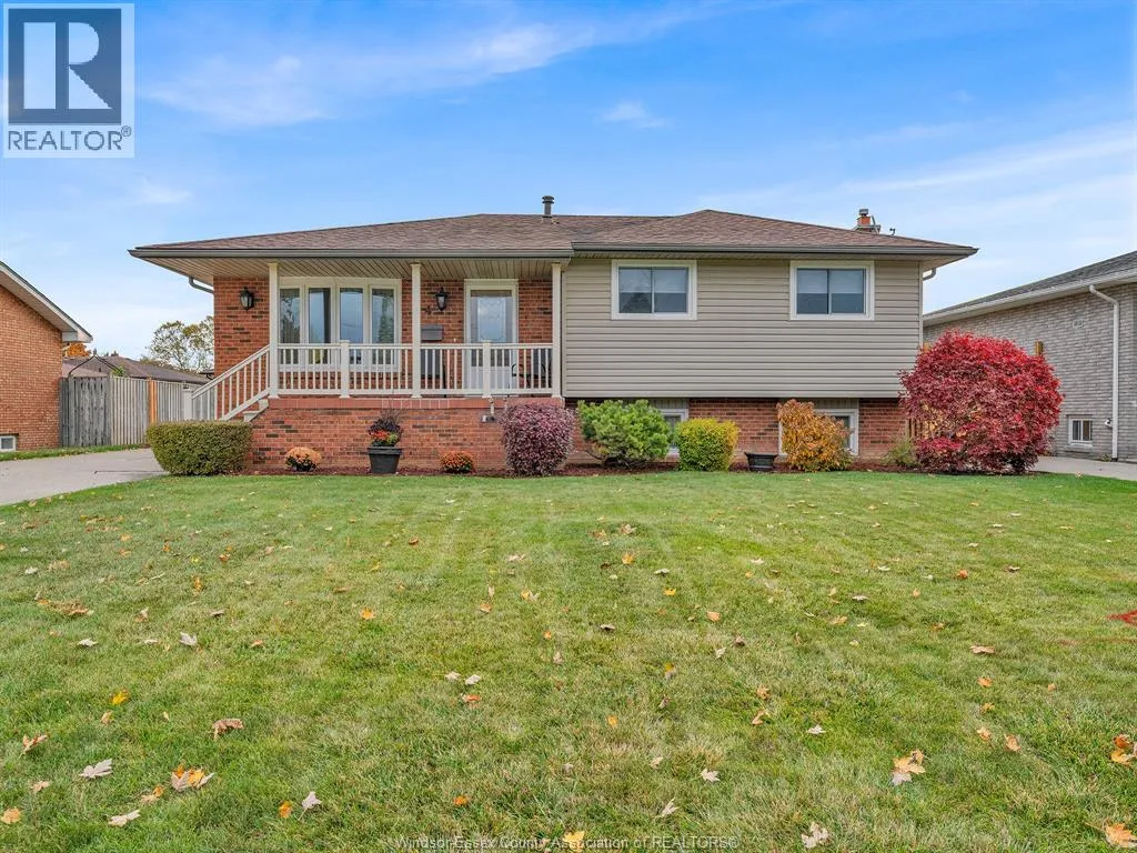 34 States, Amherstburg, Ontario N9V 3M2