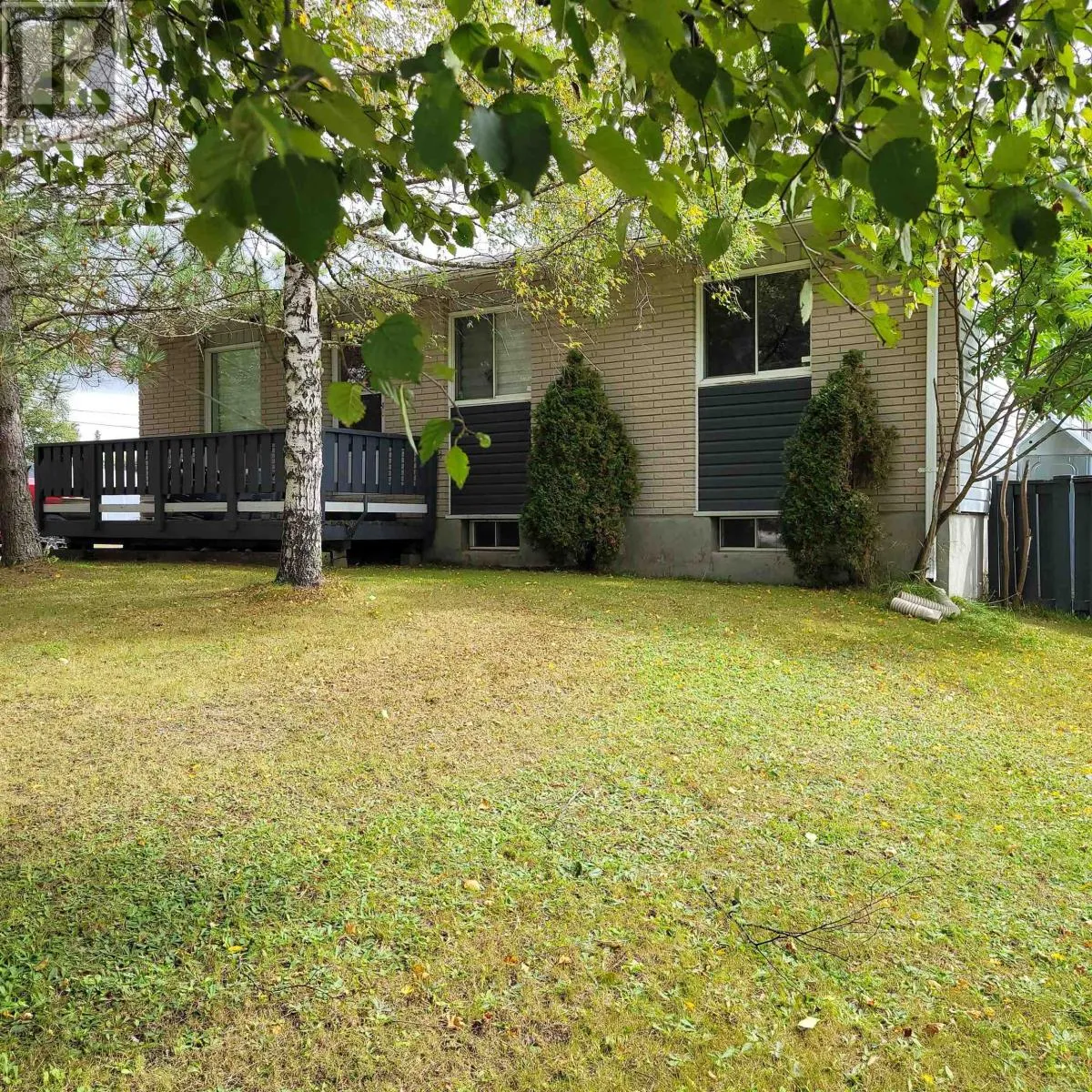 34 Terrace Heights Dr, Terrace Bay, Ontario P0T 2W0