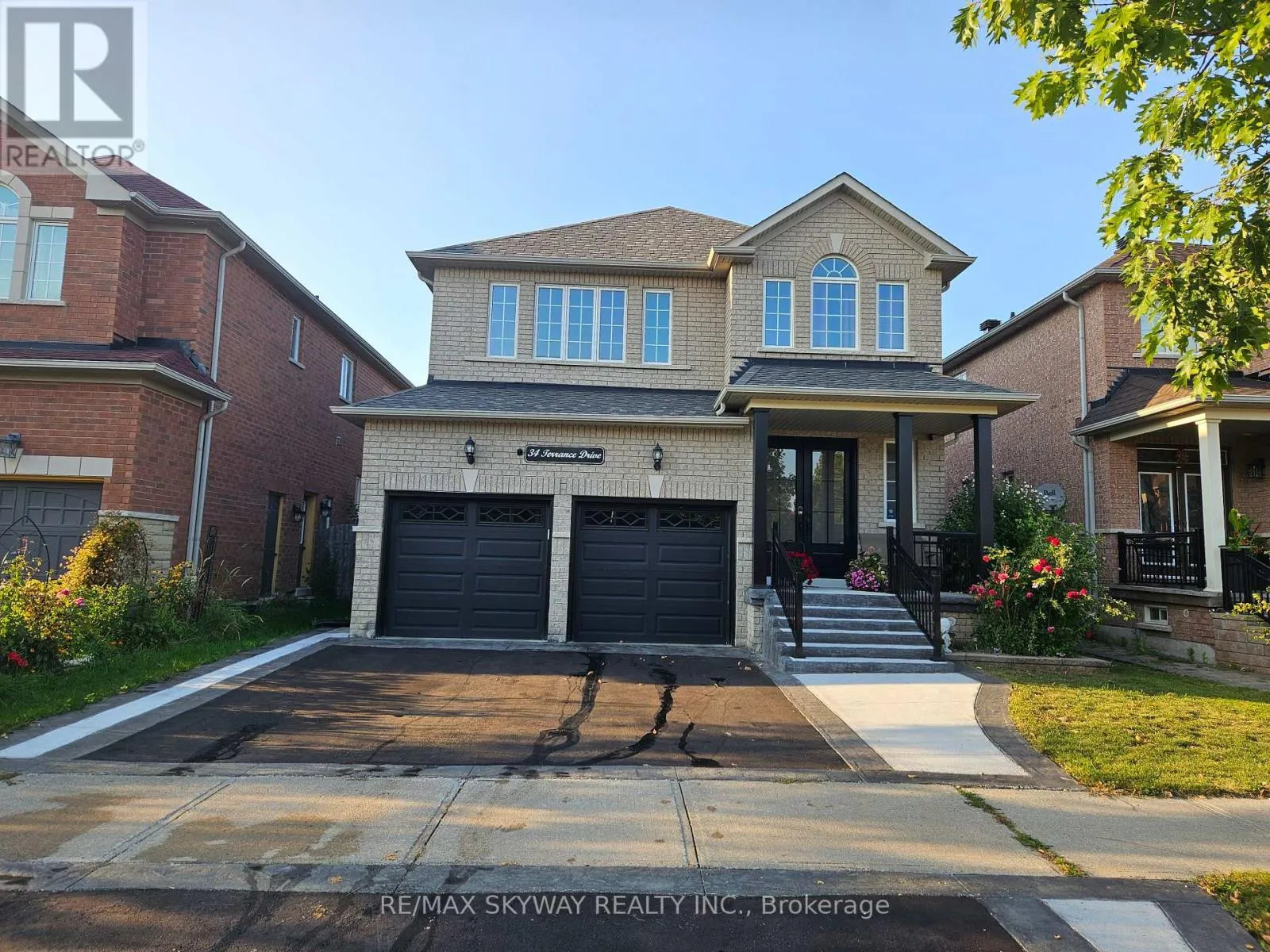 House for rent: 34 Terrance Drive, Markham, Ontario L6B 0M2