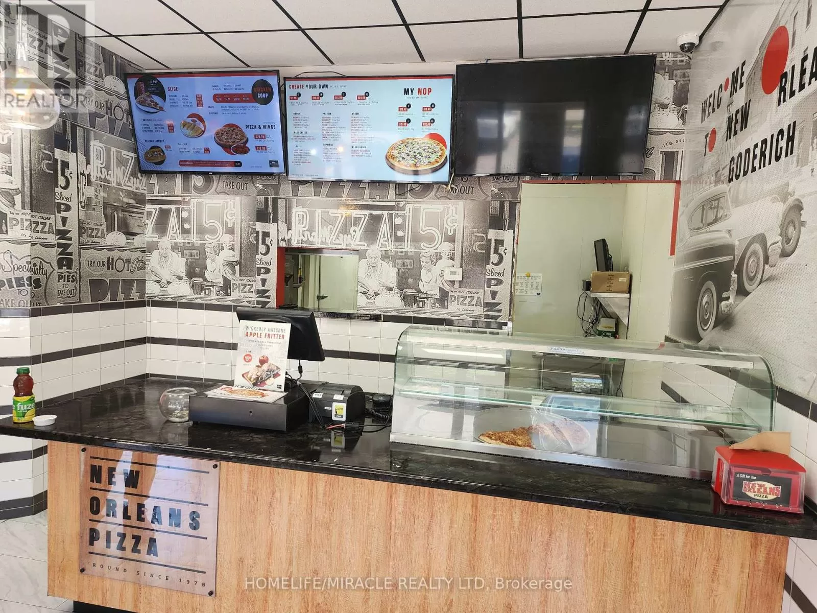 34 Victoria Street N, Goderich), Ontario N7A 2R6