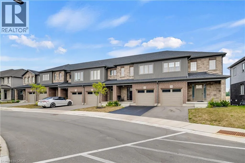 Row / Townhouse for rent: 34 West Mill Street, Ayr, Ontario N0B 1E0