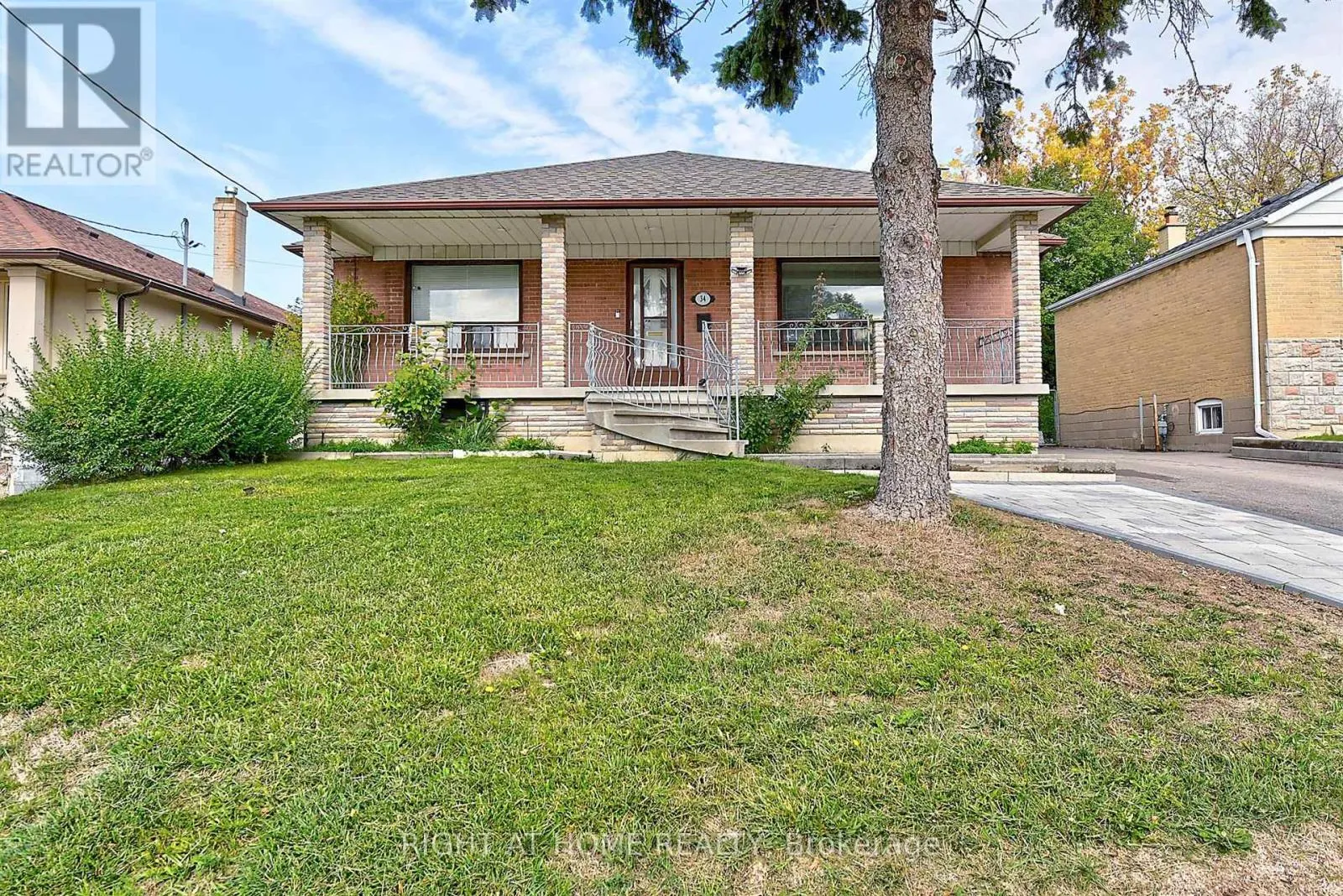 House for rent: 34 William Cragg Drive, Toronto, Ontario M3M 1T9