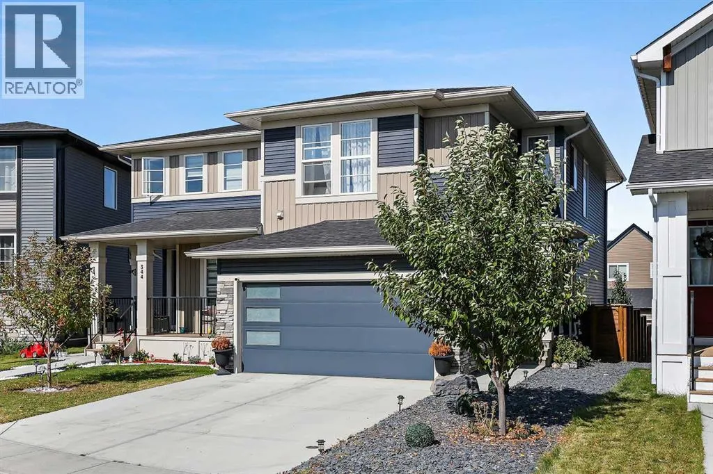 Duplex for rent: 340 Lawthorn Way Se, Airdrie, Alberta T4A 3M7