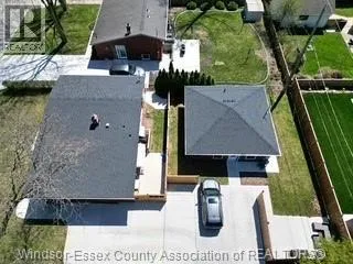 Triplex for rent: 3401 Roxborough, Windsor, Ontario N9E 2Z9