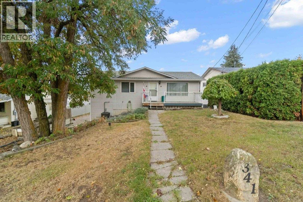 House for rent: 341 2 Street Se, Salmon Arm, British Columbia V1E 4H3