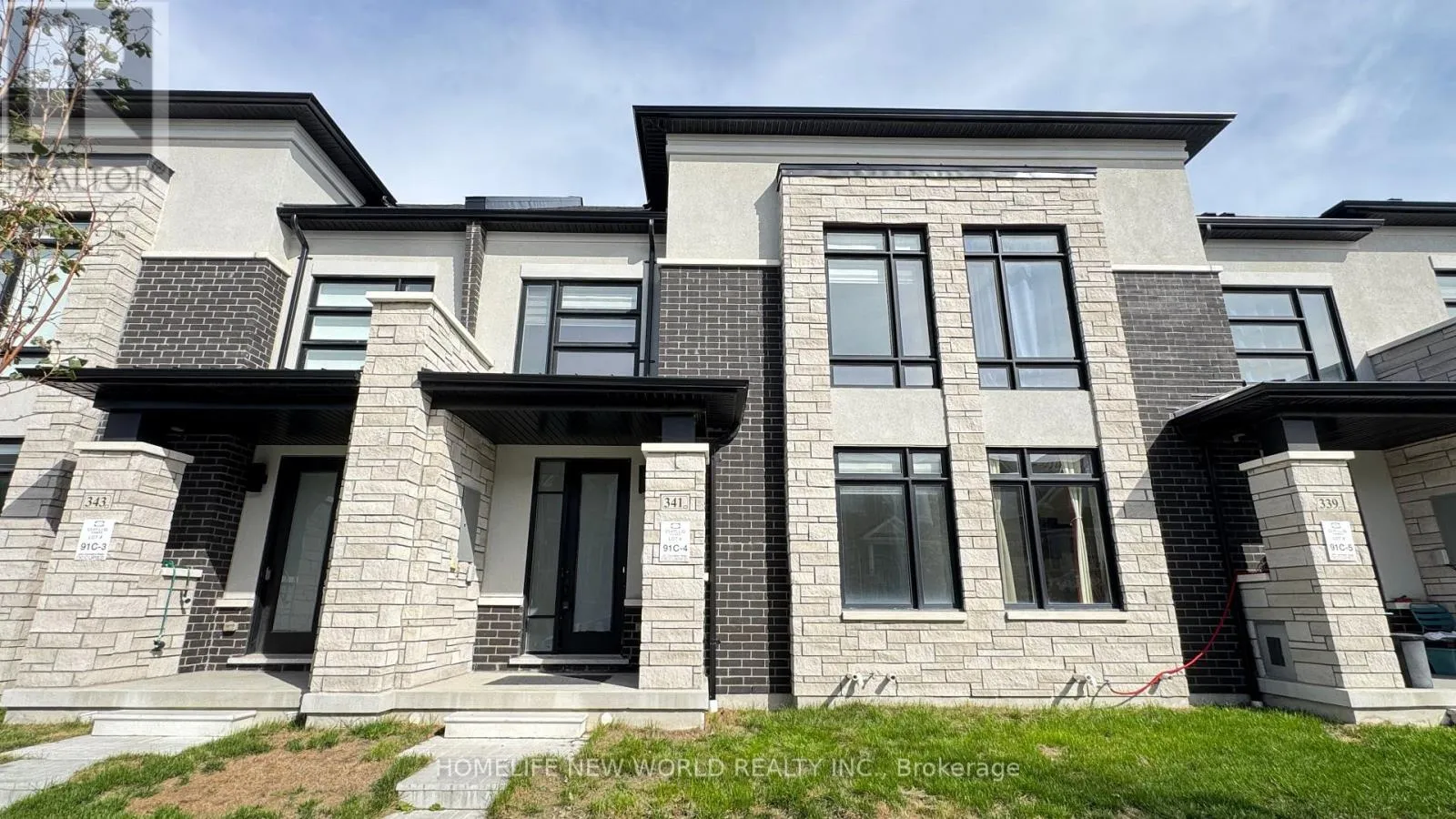 Row / Townhouse for rent: 341 Coronation Road, Whitby, Ontario L1P 0P8