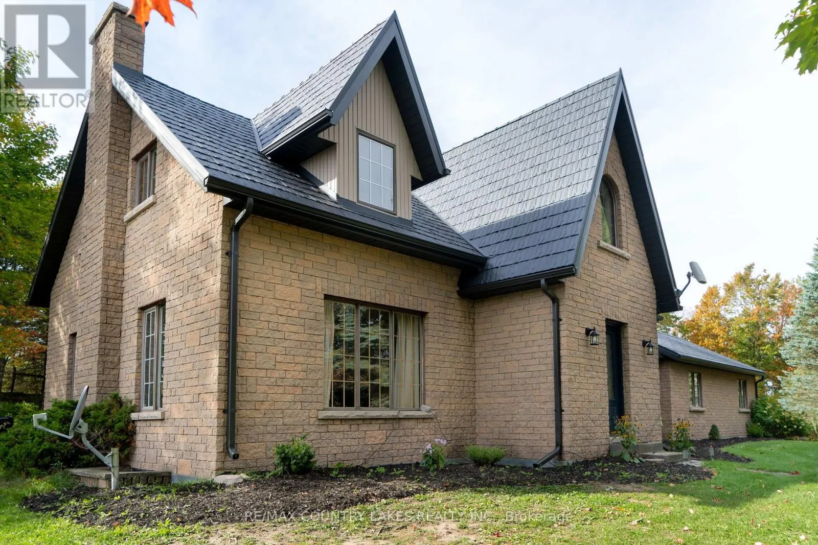 341 County Rd 46, Kawartha Lakes, Ontario K0M 2M0