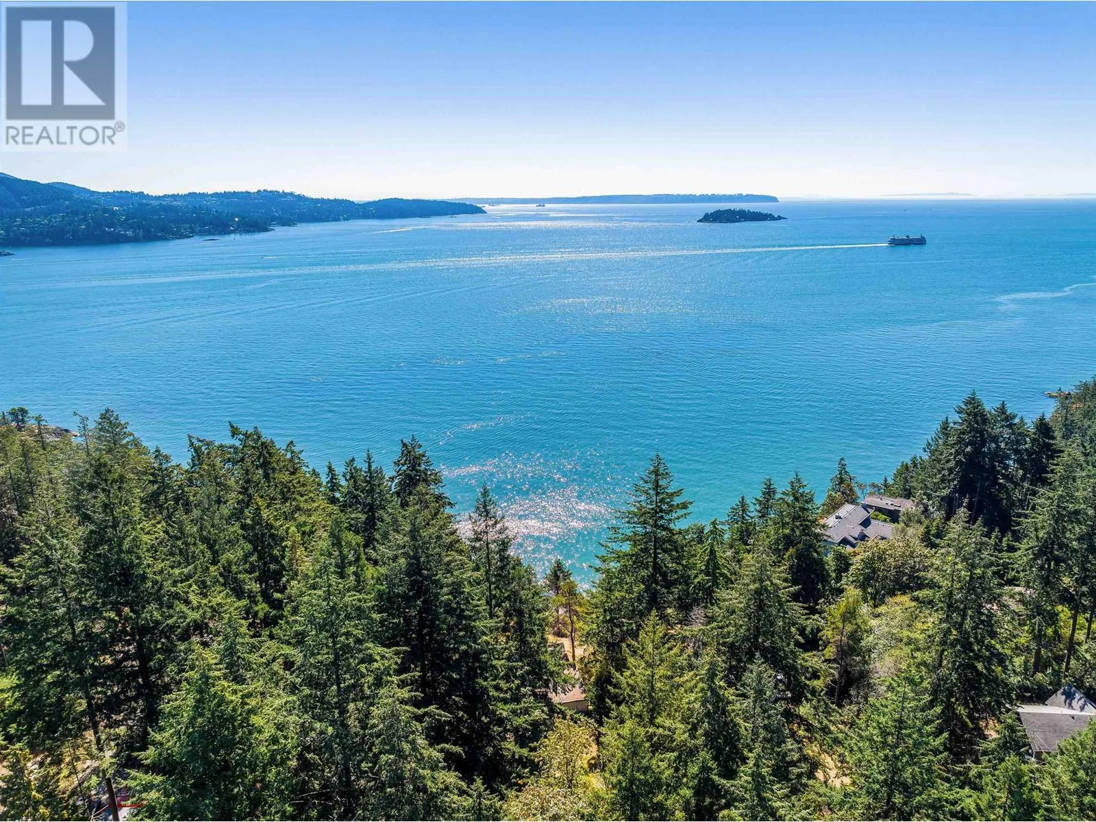 House for rent: 341 Robinson Road, Bowen Island, British Columbia V0N 1G1