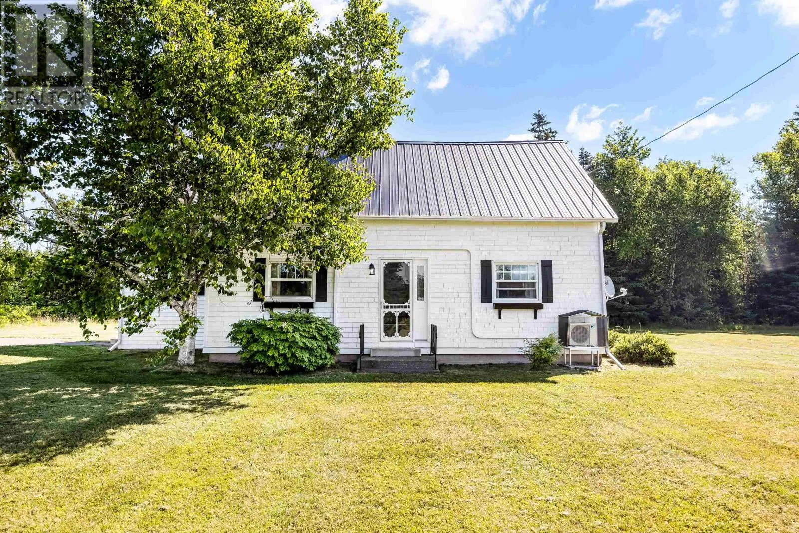 House for rent: 3412 Trans Canada Highway|rte 1, South Pinette, Prince Edward Island C0A 1B0