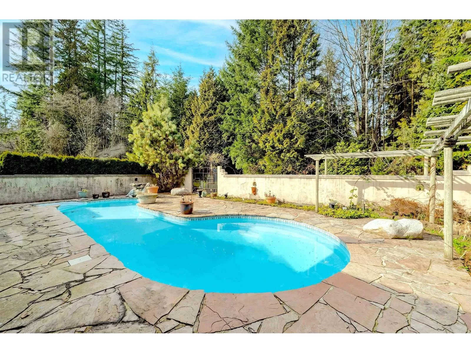 House for rent: 3424 Gaspe Place, North Vancouver, British Columbia V7H 1H3