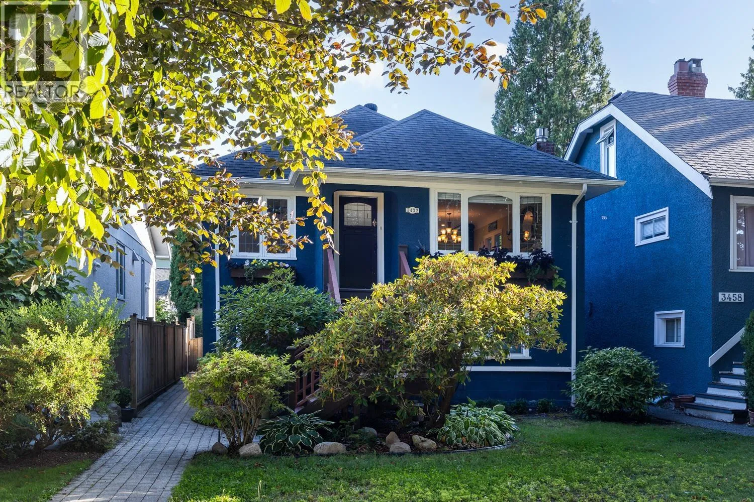 House for rent: 3432 W 13th Avenue, Vancouver, British Columbia V6R 2S1