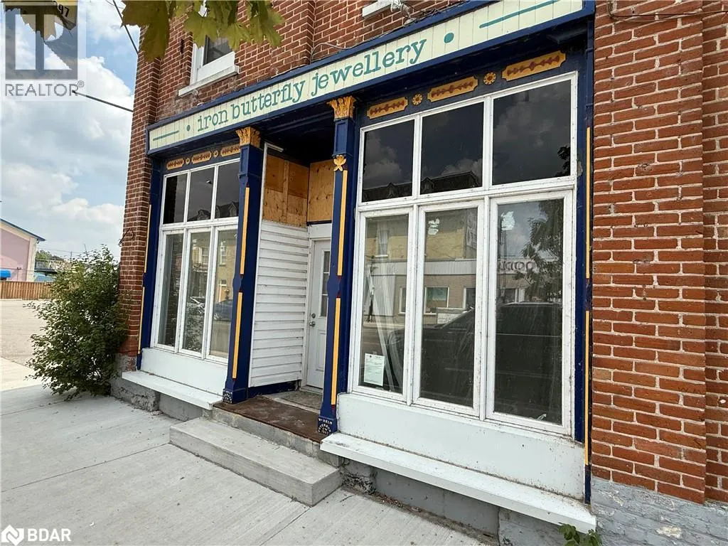 34-36 King Street E Unit# 1, Omemee, Ontario K0L 2W0