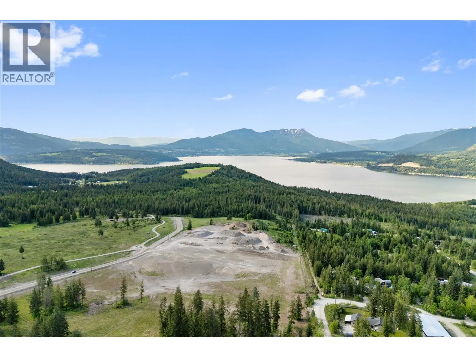 Other for rent: 3438 Roberge Road, Tappen, British Columbia V0E 2X2