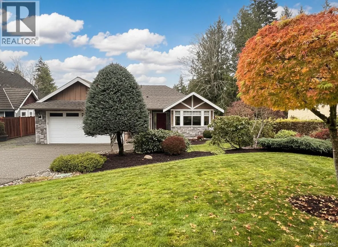 House for rent: 345 Dorset Rd, Qualicum Beach, British Columbia V9K 1H5