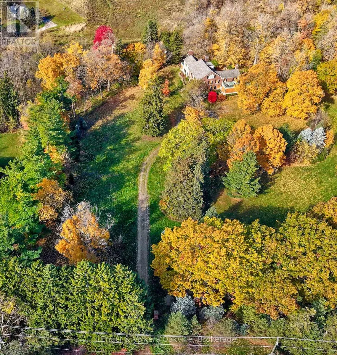 House for rent: 345 Mountain Brow Road, Hamilton, Ontario L7R 3X5