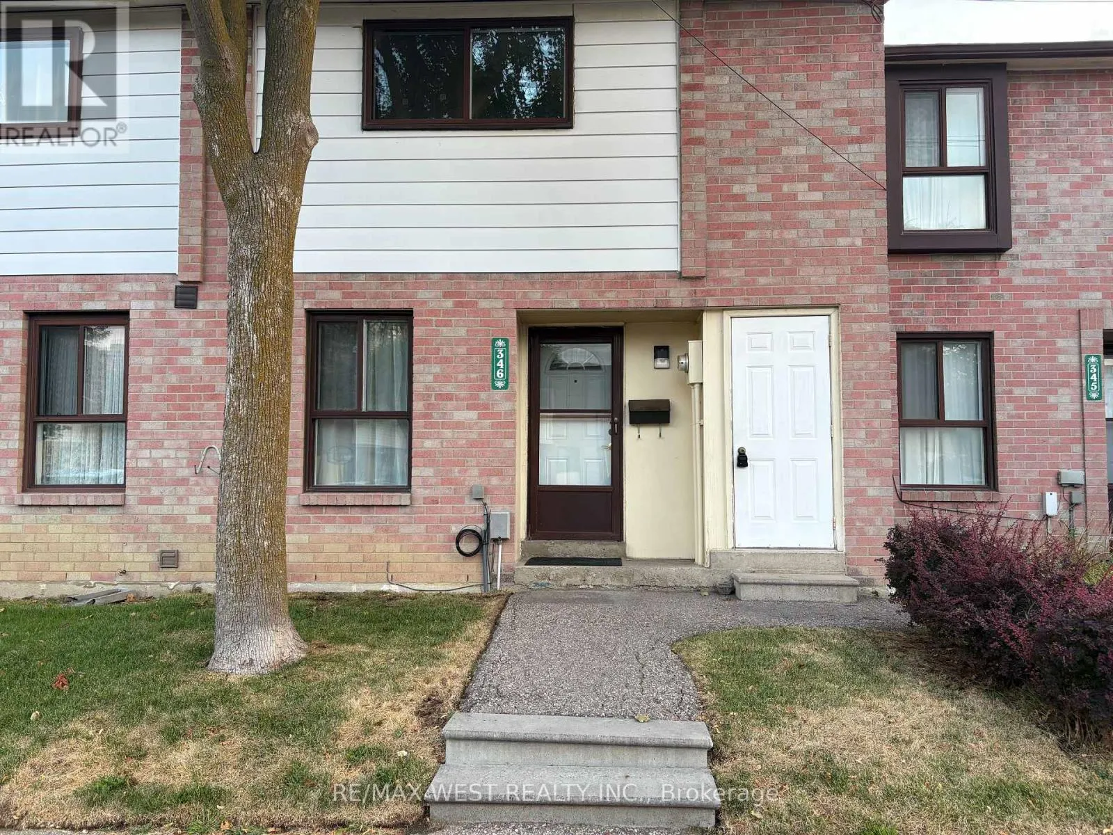 Row / Townhouse for rent: 346 Fleetwood Crescent, Brampton, Ontario L6T 2E7